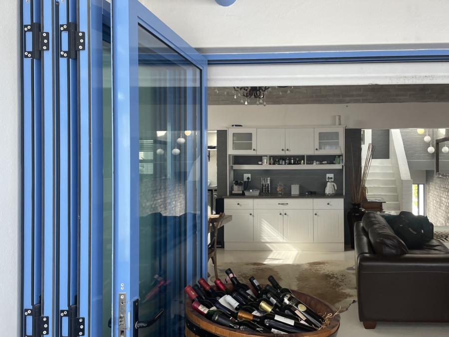 4 Bedroom Property for Sale in Paradise Beach Western Cape